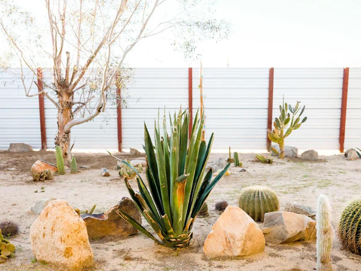 The Zen - Outdoor Shower, Gas Fireplace, Walkable To Shops & Restaurants Joshua Tree Dış mekan fotoğraf