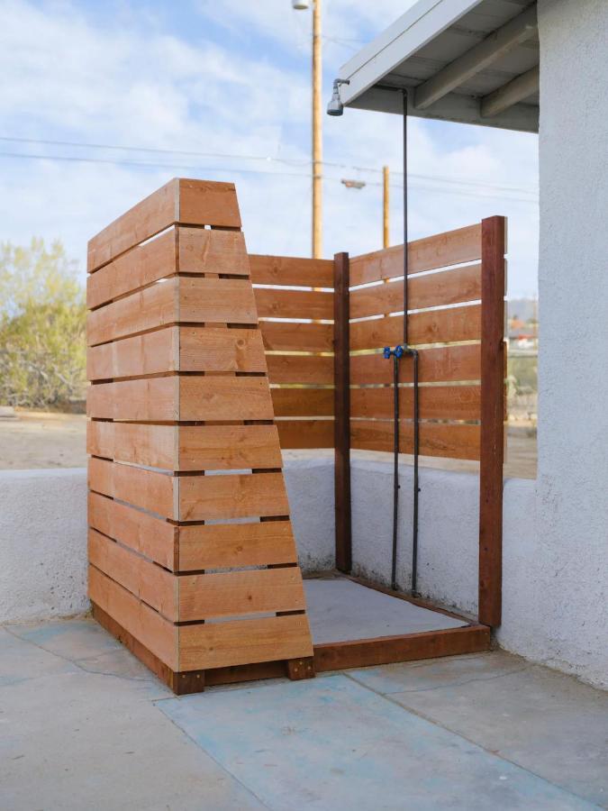 The Zen - Outdoor Shower, Gas Fireplace, Walkable To Shops & Restaurants Joshua Tree Dış mekan fotoğraf